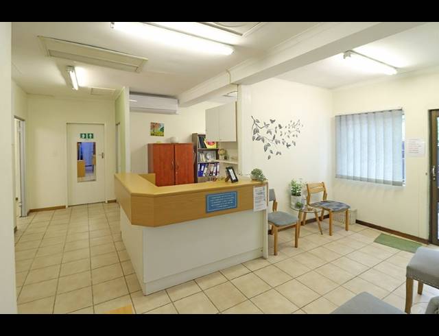 14.80M² OFFICE TO LET IN ORANGE GROVE